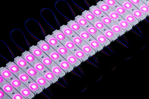 Модуль с линзой MAKSILED RGB, 3 диода 5050, угол рассеивания 140 градусов
